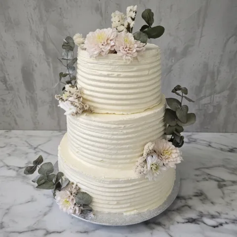 Gâteau mariage fleurs